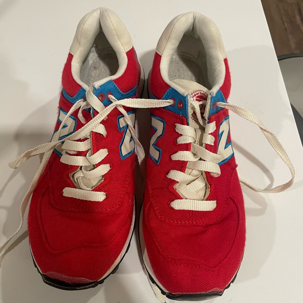 New Balance 574 size 8.5 womens